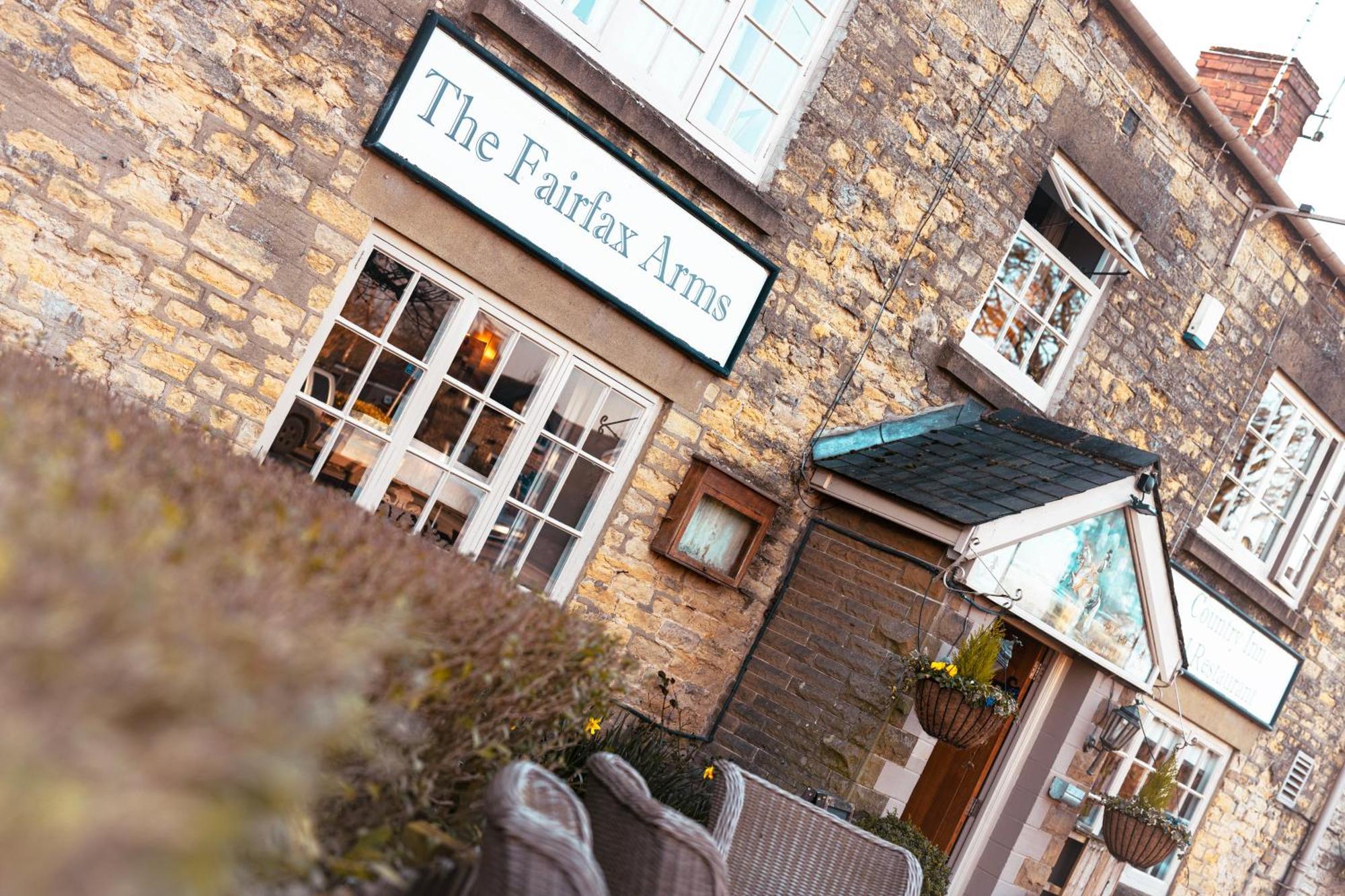 The Fairfax Arms 호텔 길링 이스턴 외부 사진