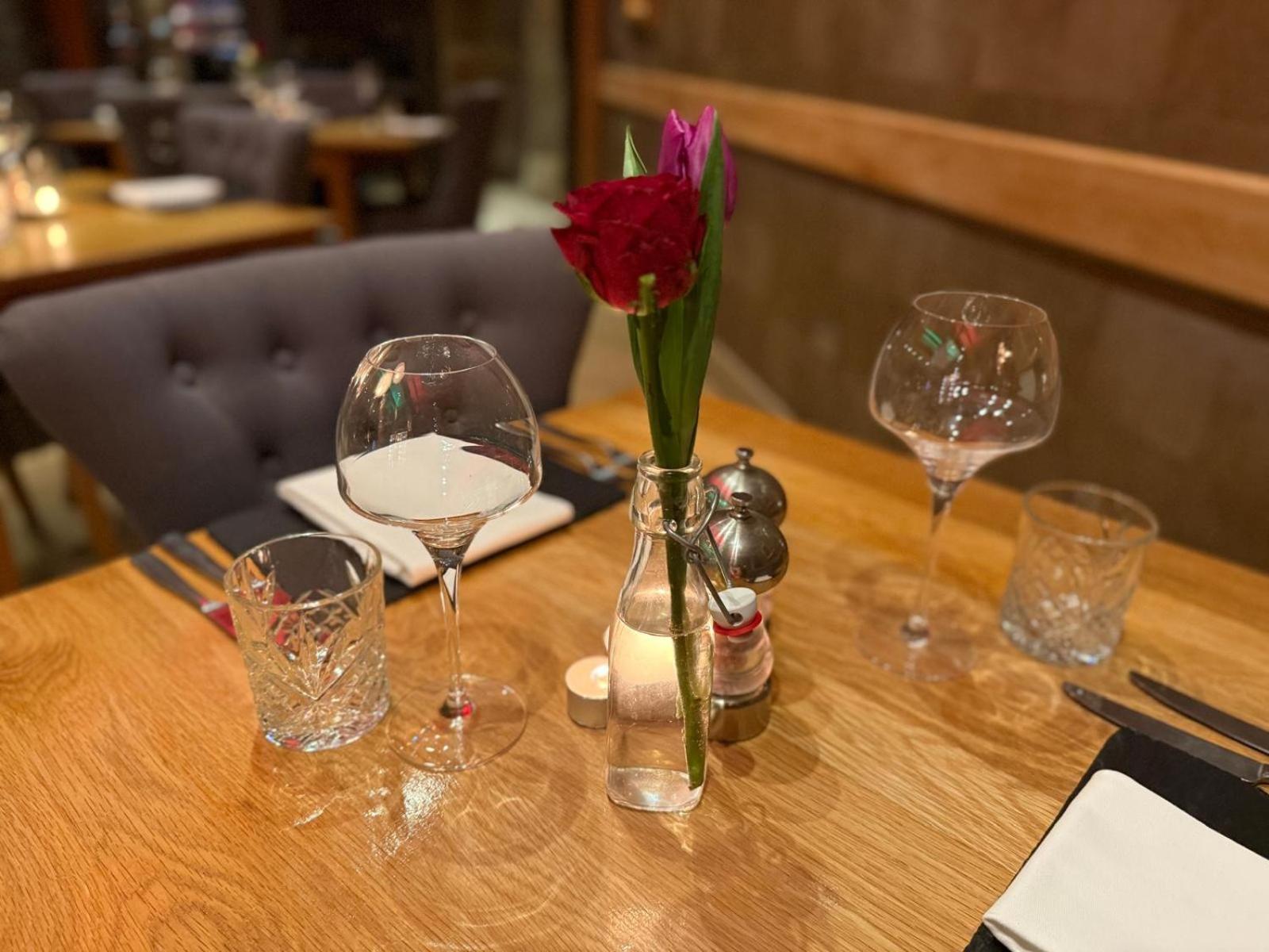 The Fairfax Arms 호텔 길링 이스턴 외부 사진